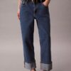 Jeans med hög midja och raka ben Jeans med hög midja och raka ben