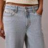 Jeans med hög midja och raka ben Jeans med hög midja och raka ben
