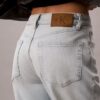Jeans med hög midja och raka ben Jeans med hög midja och raka ben