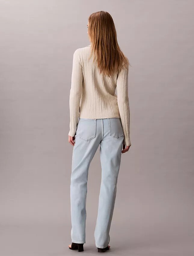 Jeans med hög midja och raka ben Jeans med hög midja och raka ben