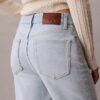 Jeans med hög midja och raka ben Jeans med hög midja och raka ben