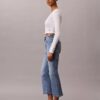Jeans med hög midja och utsvängda ben Jeans med hög midja och utsvängda ben