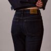 Jeans med hög midja och utsvängda ben Jeans med hög midja och utsvängda ben