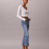 Jeans med hög midja och utsvängda ben Jeans med hög midja och utsvängda ben