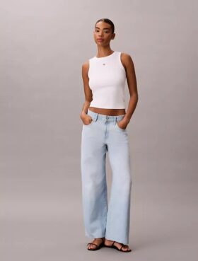 Jeans med vida ben