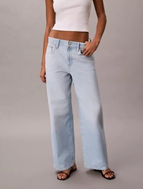 Jeans med vida ben