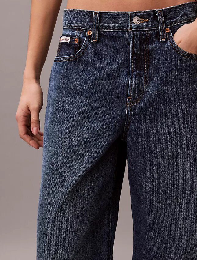 Jeans med vida ben Jeans med vida ben