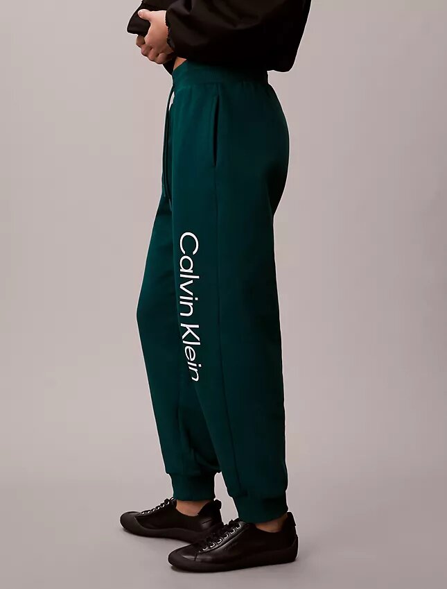 Joggingbyxor med fleece och logotryck Joggingbyxor med fleece och logotryck