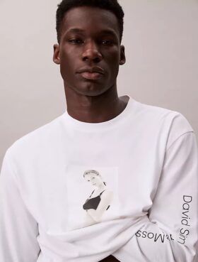 Kate Moss grafisk, avslappnad långärmad T-shirt