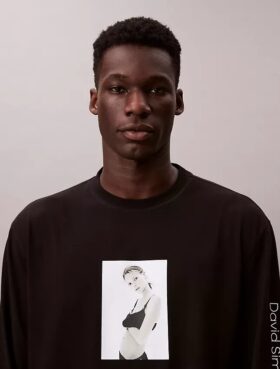 Kate Moss grafisk, avslappnad långärmad T-shirt