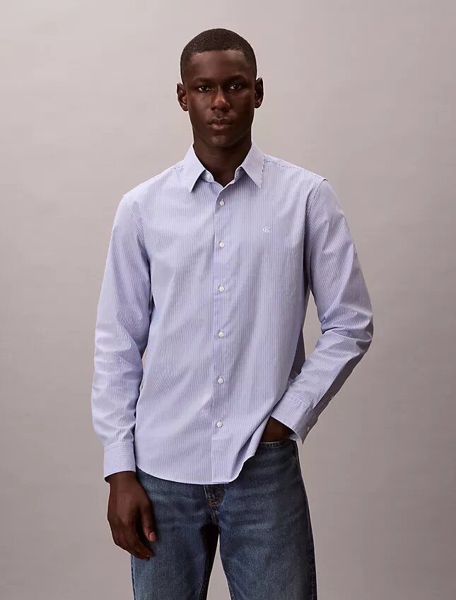 Klassisk button-down-skjorta i Cotton Stretch med ränder Klassisk button-down-skjorta i Cotton Stretch med ränder