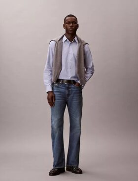 Klassisk button-down-skjorta i Cotton Stretch med ränder