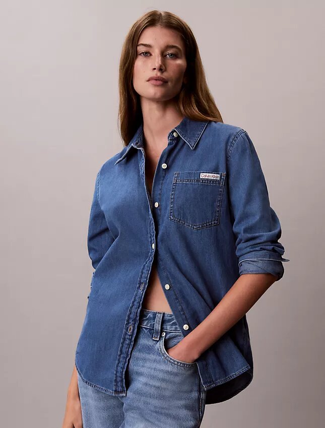 Klassisk Denim-skjorta med knappar Klassisk Denim-skjorta med knappar