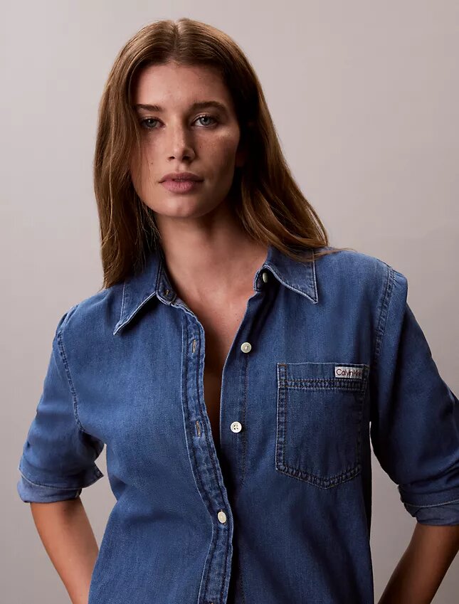 Klassisk Denim-skjorta med knappar Klassisk Denim-skjorta med knappar