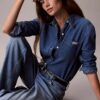 Klassisk Denim-skjorta med knappar Klassisk Denim-skjorta med knappar