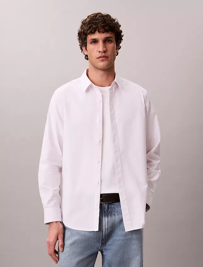 Klassisk oxfordskjorta i Cotton Stretch-bomull med ränder och knappar Klassisk oxfordskjorta i Cotton Stretch-bomull med ränder och knappar