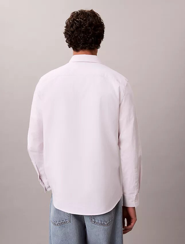 Klassisk oxfordskjorta i Cotton Stretch-bomull med ränder och knappar Klassisk oxfordskjorta i Cotton Stretch-bomull med ränder och knappar