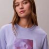 Klassisk T-shirt med blommig logotyp