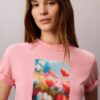 Klassisk T-shirt med blommotiv Klassisk T-shirt med blommotiv