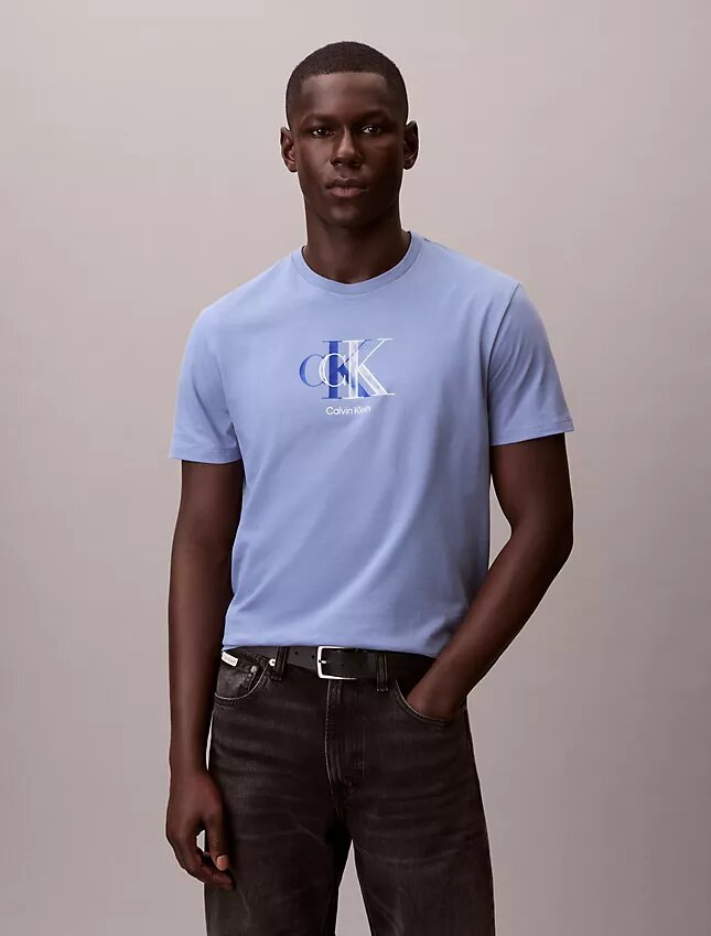 Klassisk T-shirt med dubbelt Monogram Klassisk T-shirt med dubbelt Monogram