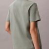 Klassisk T-shirt med grafiskt tryck i fet stil Klassisk T-shirt med grafiskt tryck i fet stil