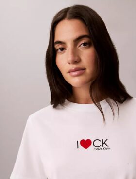 Klassisk T-shirt med hjärtlogotyp