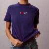Klassisk T-shirt med hjärtlogotyp Klassisk T-shirt med hjärtlogotyp