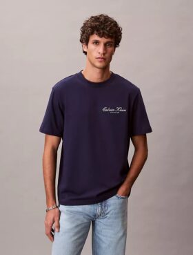 Klassisk T-shirt med liten logotyp
