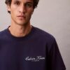 Klassisk T-shirt med liten logotyp Klassisk T-shirt med liten logotyp