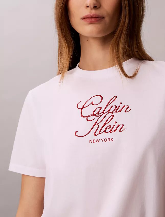 Klassisk T-shirt med logotyp Klassisk T-shirt med logotyp