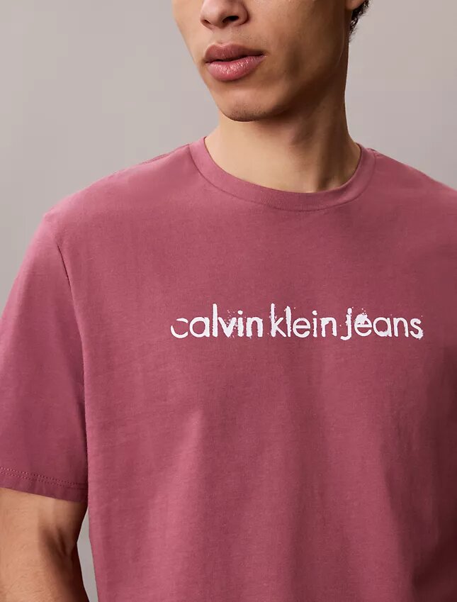Klassisk T-shirt med logotyp i gemener Klassisk T-shirt med logotyp i gemener