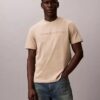 Klassisk T-shirt med präglad logotyp Klassisk T-shirt med präglad logotyp