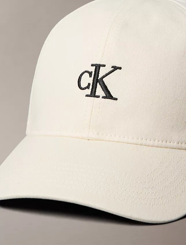 Kompakt basebollkeps med Monogram Kompakt basebollkeps med Monogram