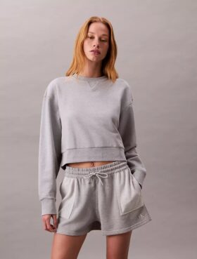 Kort, avslappnad sweatshirt i fransk frotté