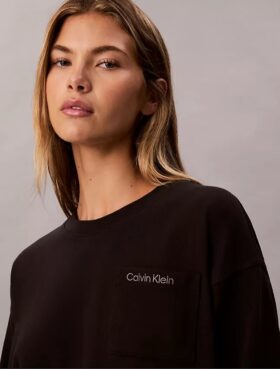 Kort T-shirt i bomullsjersey med logotyp