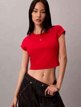 Kort T-shirt med emblem för det kinesiska nyåret