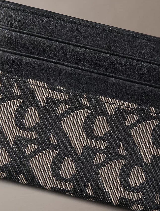 Kortfodral med Monogram över hela ytan Kortfodral med Monogram över hela ytan