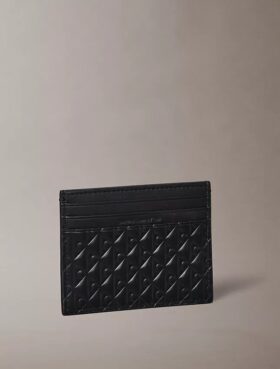 Kortfodral med präglad Monogram över hela ytan