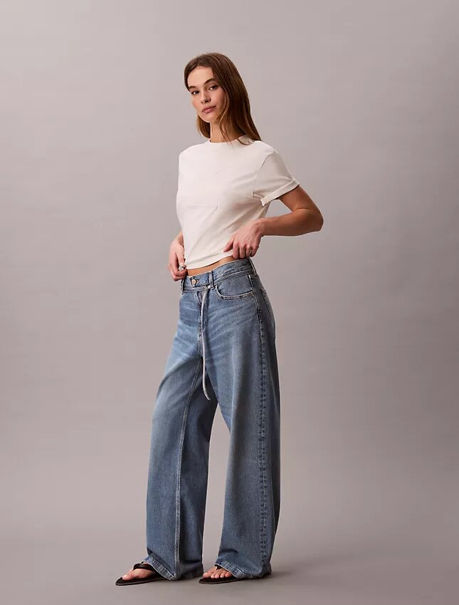 Lågmidjade baggy-Jeans med bälten Lågmidjade baggy-Jeans med bälten