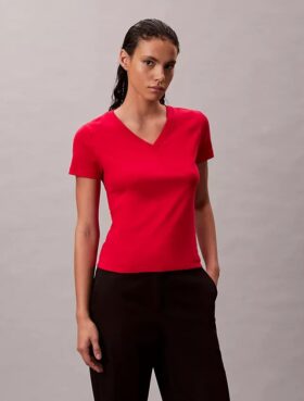 Liquid Cotton T-shirt med avslappnad V-ringning