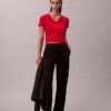 Liquid Cotton T-shirt med avslappnad V-ringning Liquid Cotton T-shirt med avslappnad V-ringning