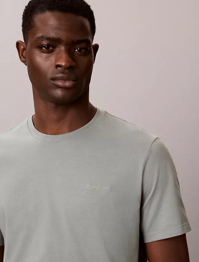 Liquid Touch T-shirt med rund hals Liquid Touch T-shirt med rund hals
