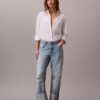 Lösa jeans med breda benslut Lösa jeans med breda benslut