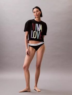 Marc Hundley Pride Viva Love kort och avslappnad T-shirt
