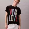 Marc Hundley Pride Viva Love T-shirt med avslappnad passform Marc Hundley Pride Viva Love T-shirt med avslappnad passform