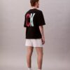 Marc Hundley Pride Viva Love T-shirt med avslappnad passform Marc Hundley Pride Viva Love T-shirt med avslappnad passform