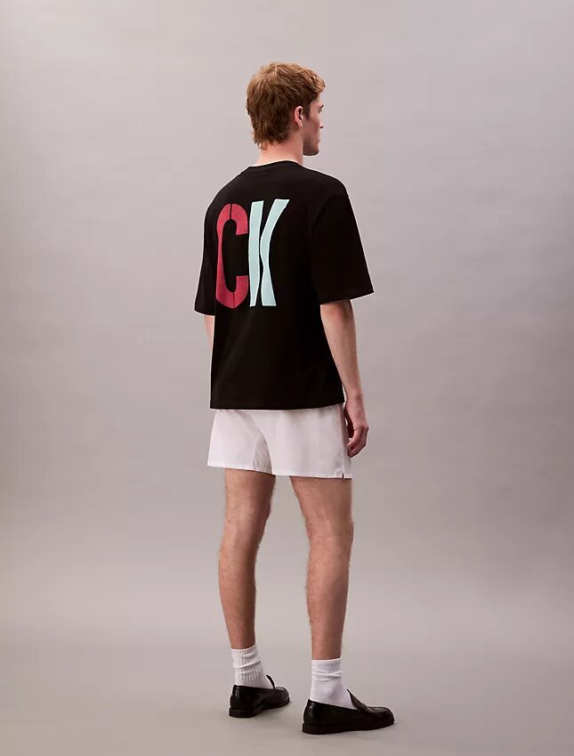 Marc Hundley Pride Viva Love T-shirt med avslappnad passform Marc Hundley Pride Viva Love T-shirt med avslappnad passform