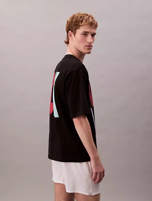 Marc Hundley Pride Viva Love T-shirt med avslappnad passform Marc Hundley Pride Viva Love T-shirt med avslappnad passform