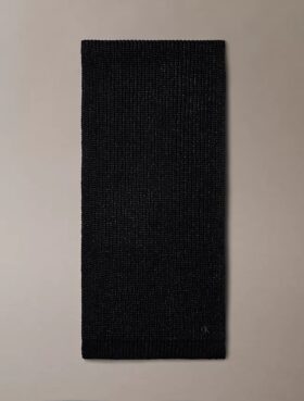 Metallisk stickad halsduk