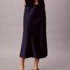 Midi-kjol i satin Midi-kjol i satin